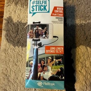 ReTrak Wired Selfie Stick